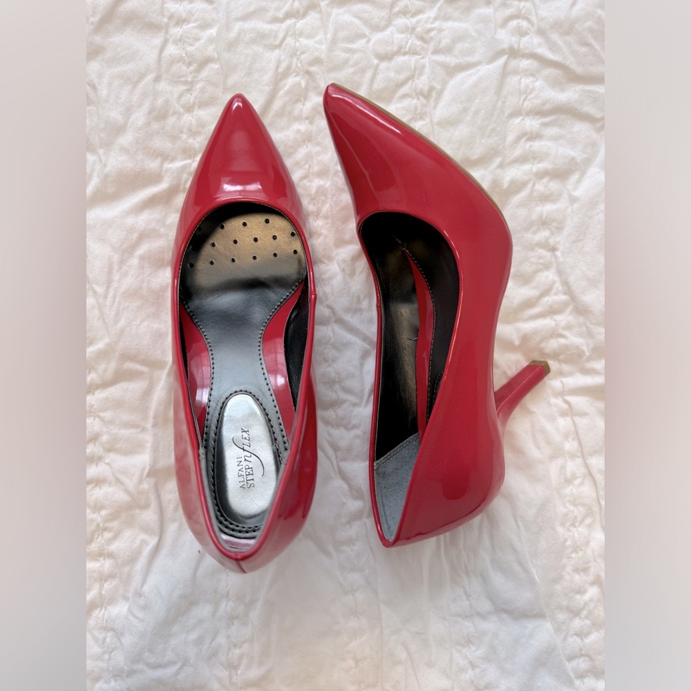 Alfani Step-n-flex Heels. 2.5in. Coral Pink